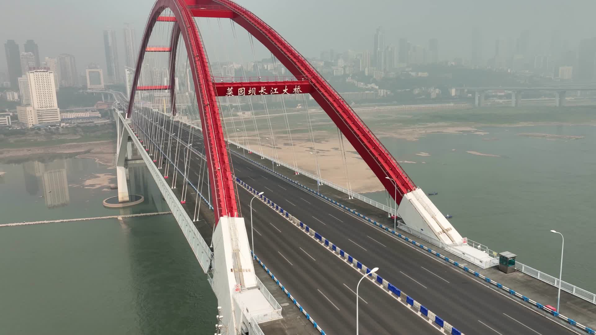 4K疫情下的无声之城重庆封控下的城市2022视频的预览图