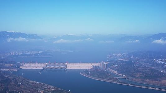 4K宜昌三峡大坝全景风光航拍合集视频的预览图