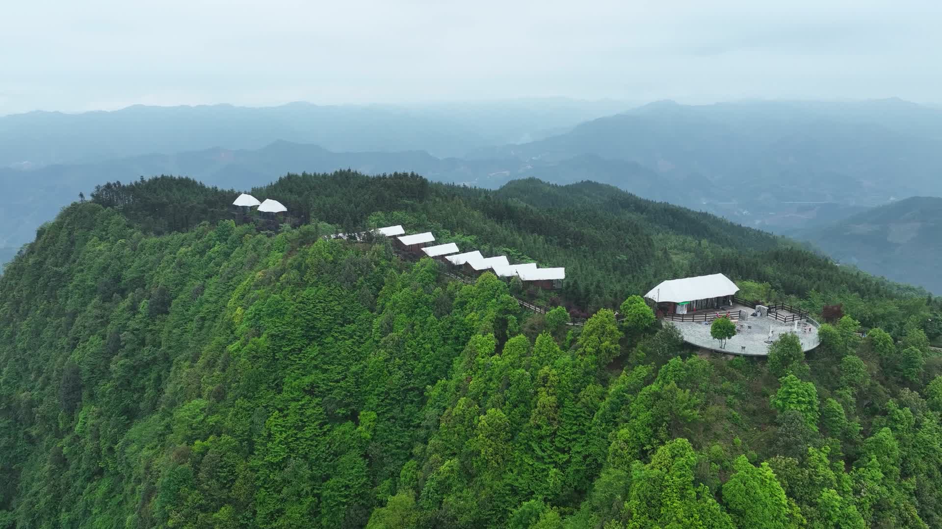 航拍贵州册亨万重山风景区视频的预览图