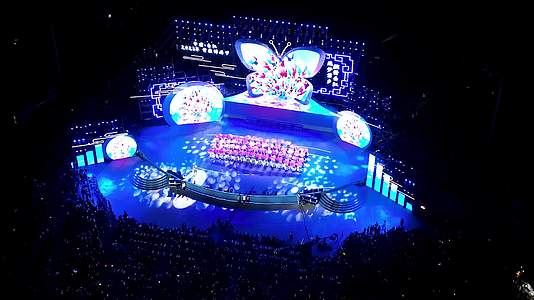 4K拍摄贵州台江晚会开幕式表演节目活动视频的预览图
