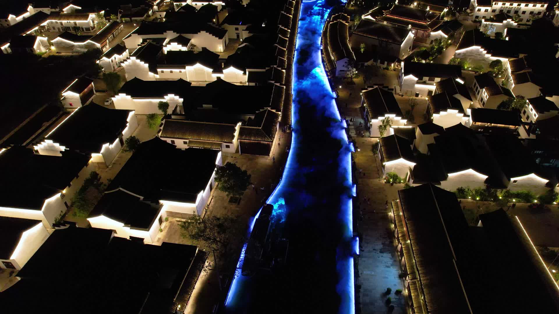航拍绍兴柯桥古镇灯光秀视频视频的预览图