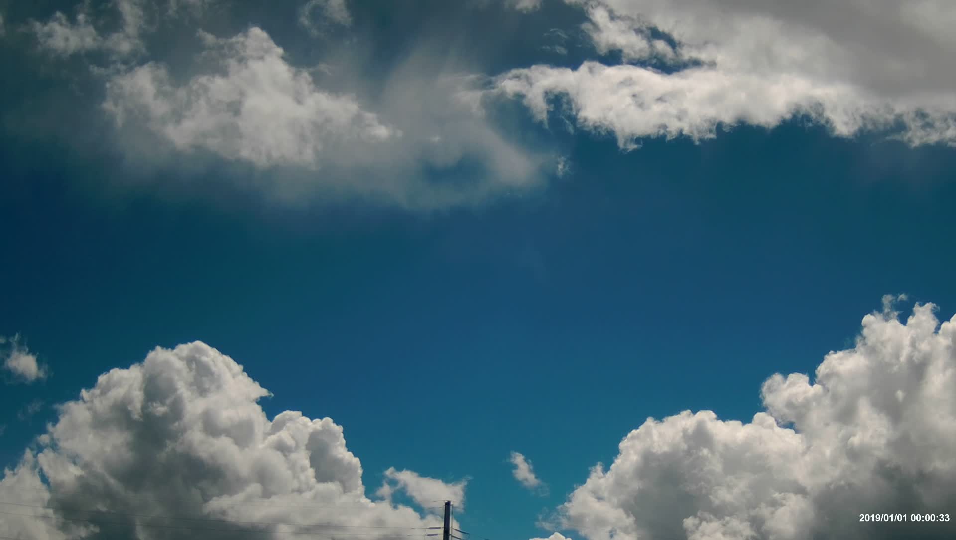 香格里拉的云视频的预览图