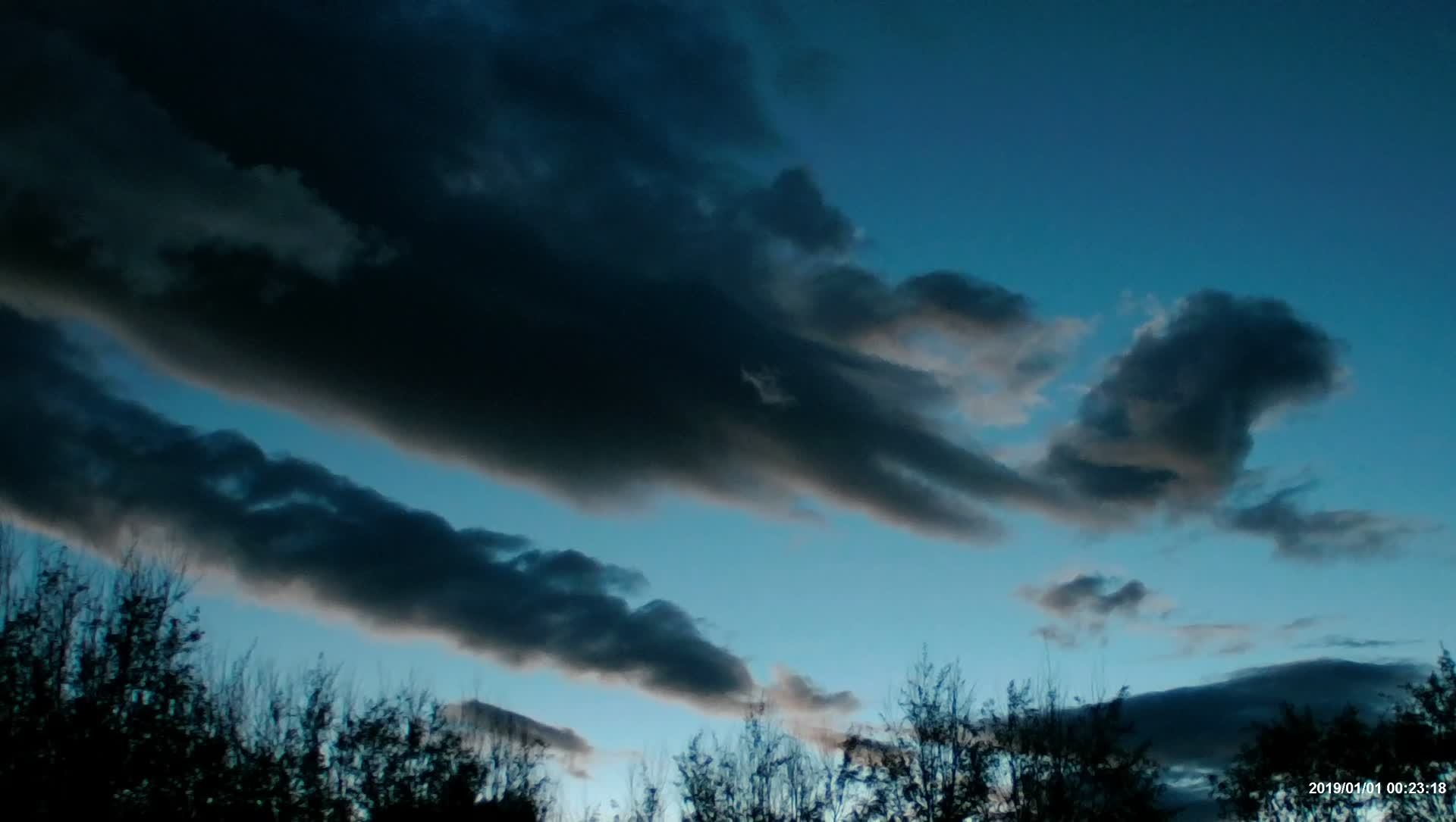 傍晚云1视频的预览图