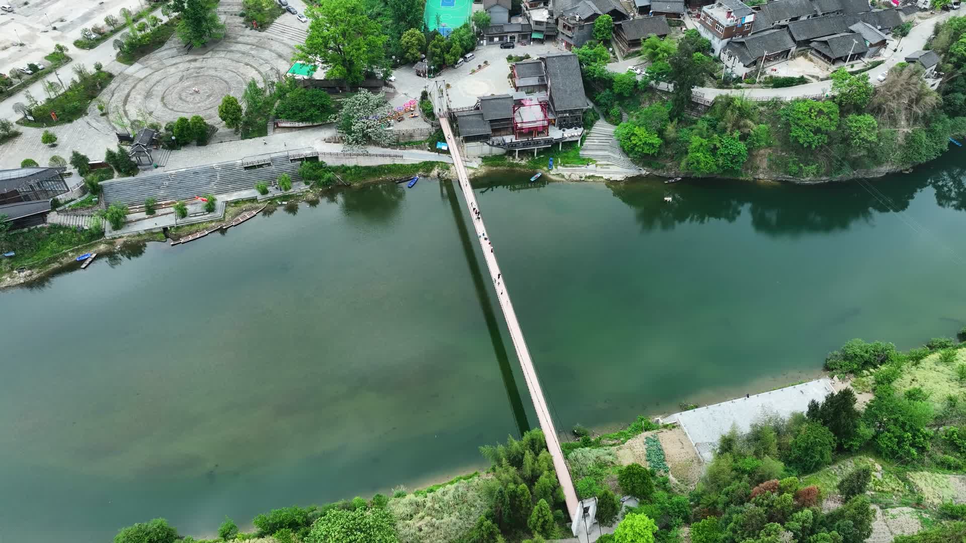 4K航拍贵州台江县长滩村美景视频的预览图