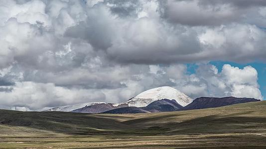 唐古拉山脉雪山延时长焦摄影视频的预览图
