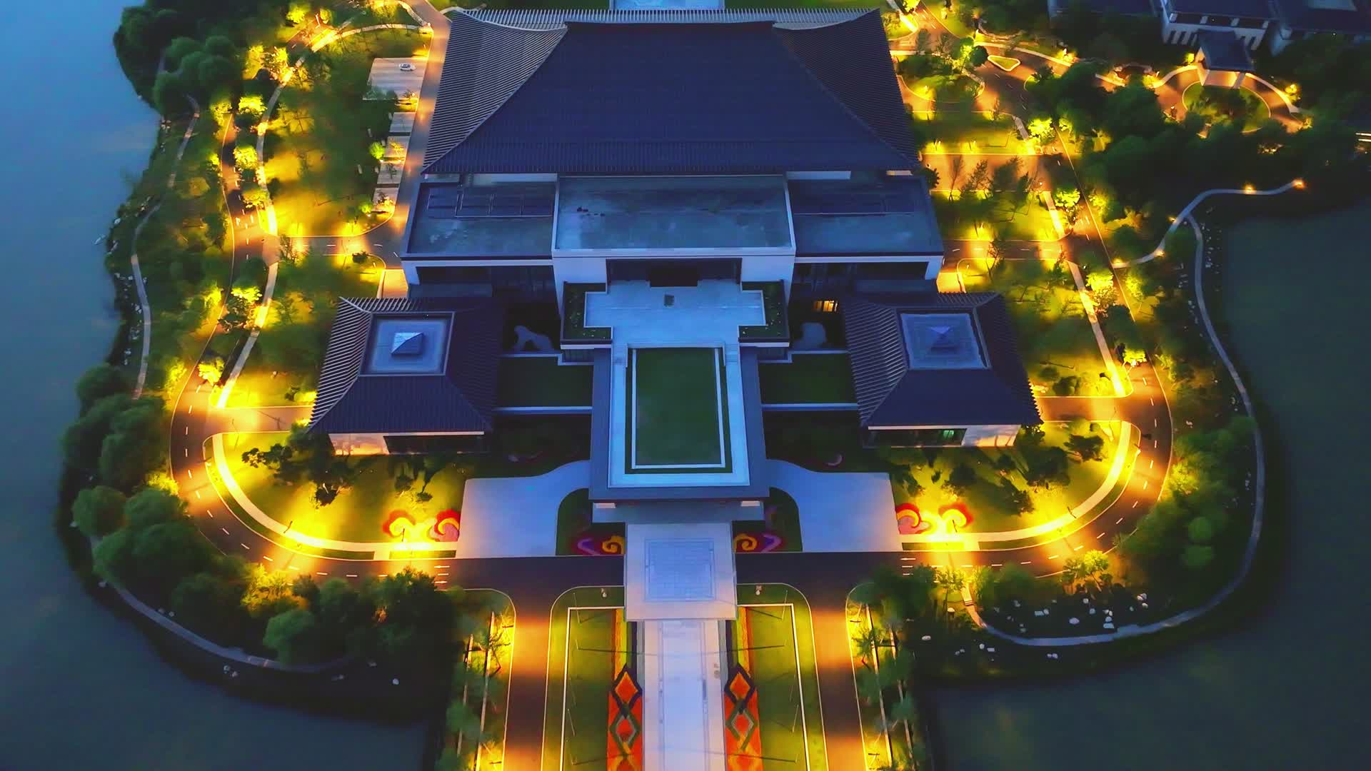 航拍陕西西安世博园西安国际会议中心夜景视频的预览图