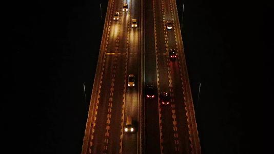 航拍杭州复兴大桥车流夜景视频视频的预览图