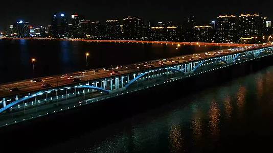 航拍杭州复兴大桥车流夜景视频合集视频的预览图