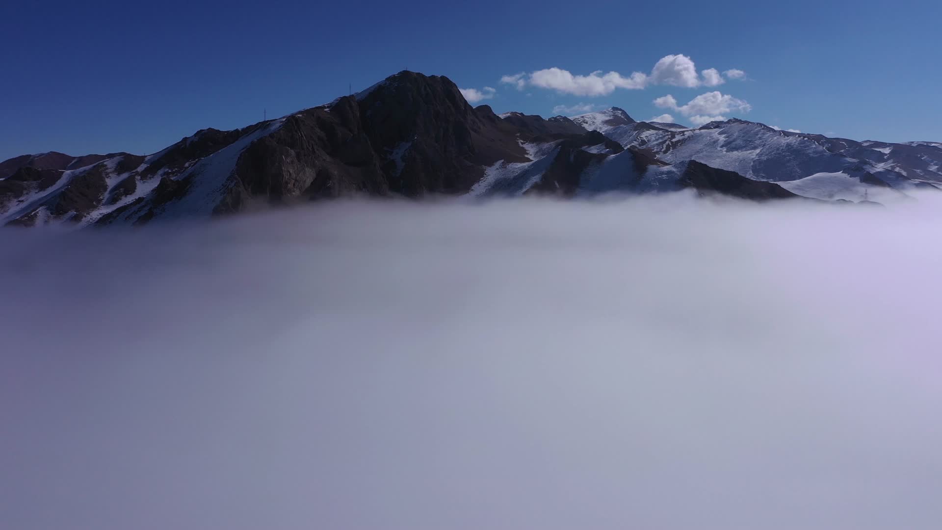 云雾天山视频的预览图