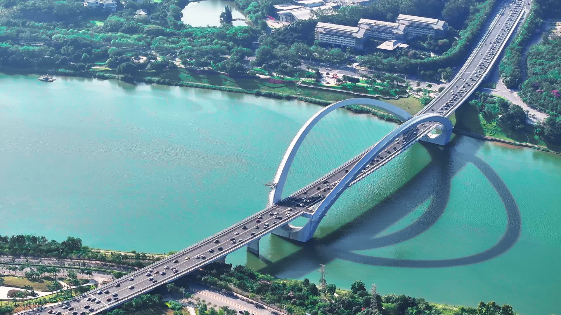 4K航拍广西南宁大桥风光美景视频的预览图