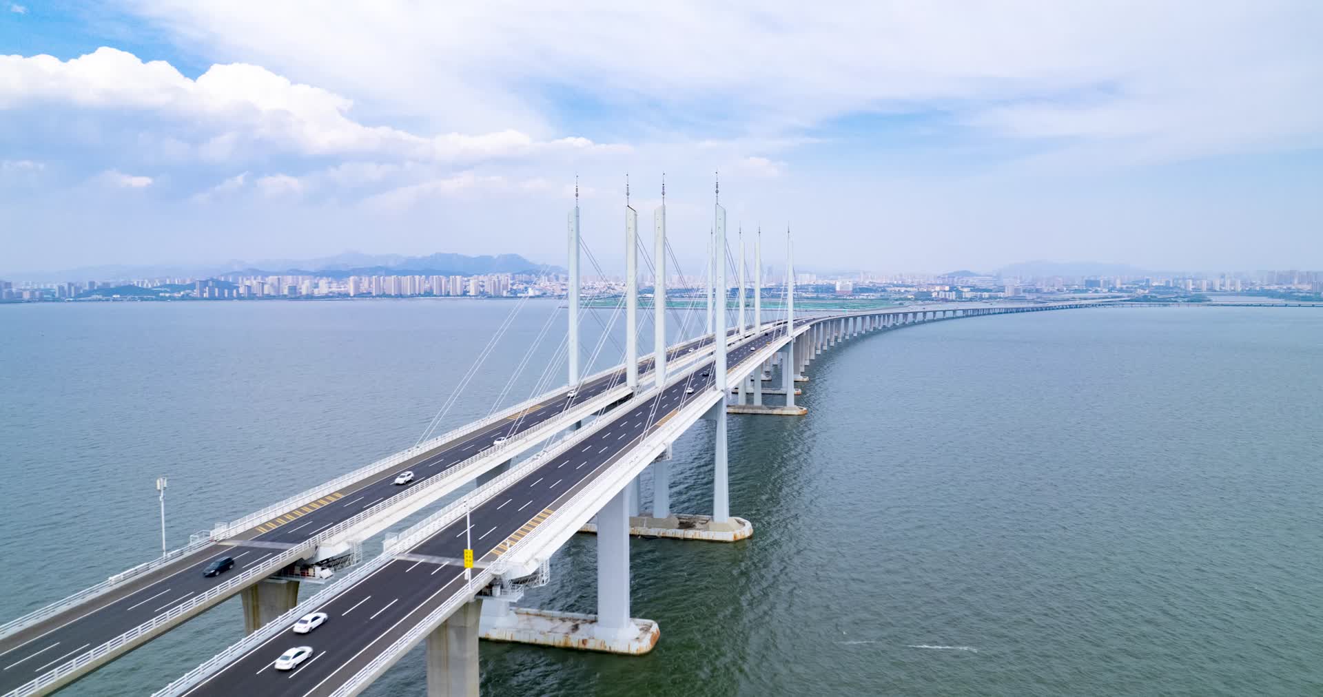 青岛胶州湾大桥4k延时视频的预览图