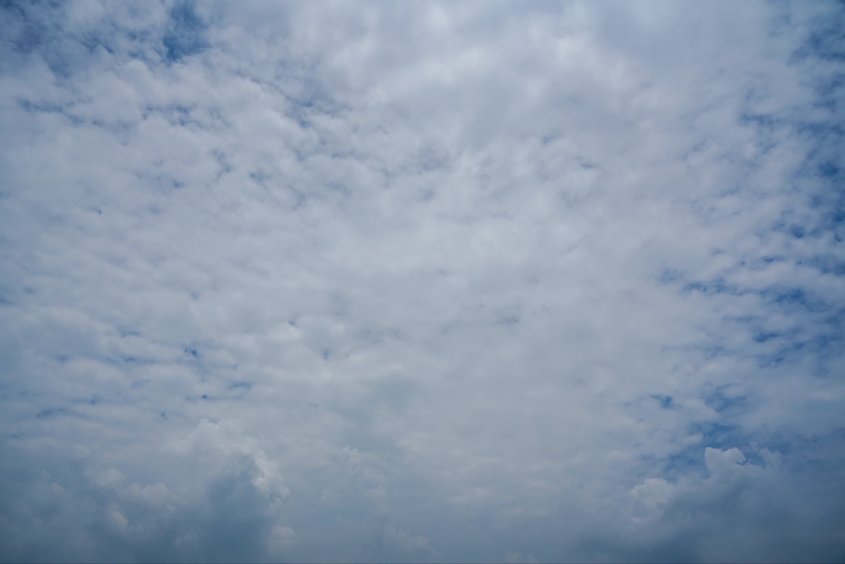 蓝天白云4个镜头延时合集视频的预览图