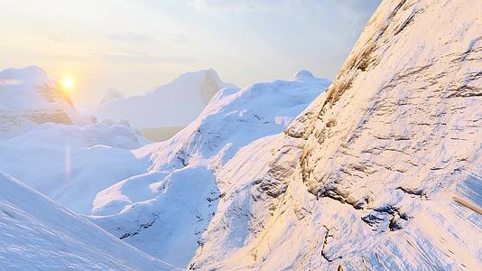 高原雪山冰川风景湖泊视频视频的预览图