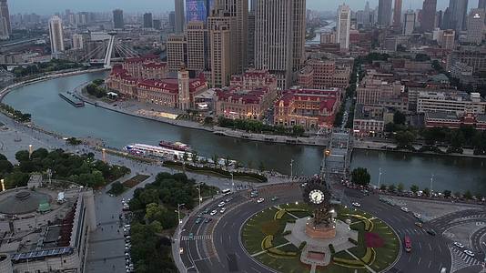江边城市风光视频的预览图