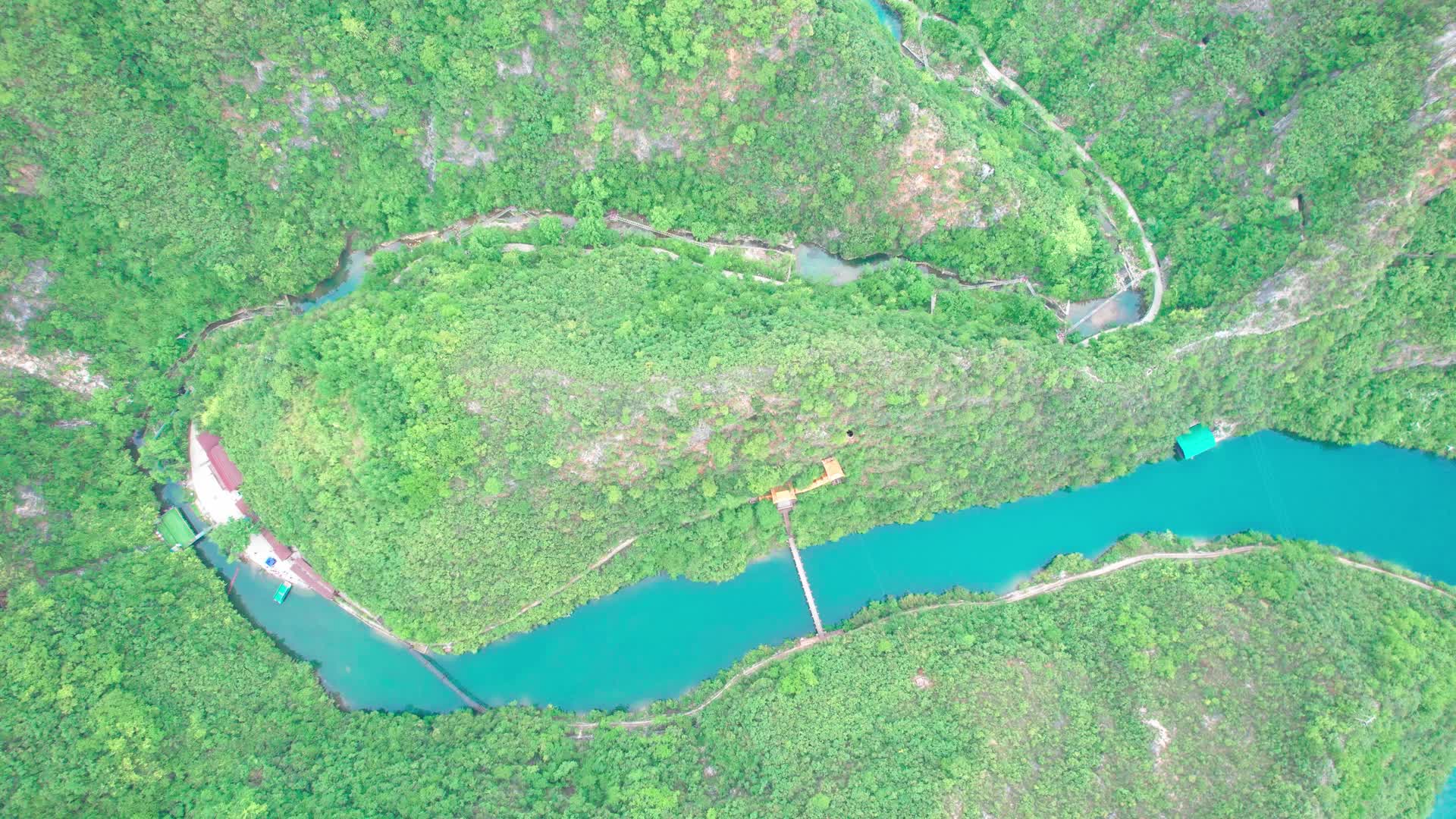 4K金丝峡5A景区自然风光航拍视频视频的预览图