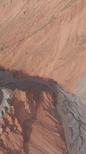高清竖屏航拍安集海大峡谷自然风光视频的预览图