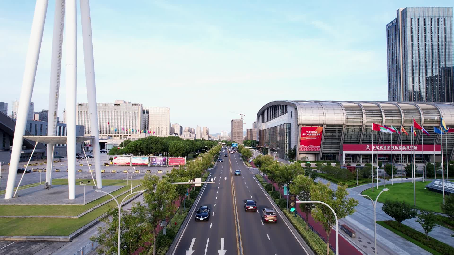 宁波城市道路交通航拍视频的预览图
