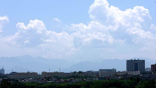 西安城市上空的云层视频的预览图