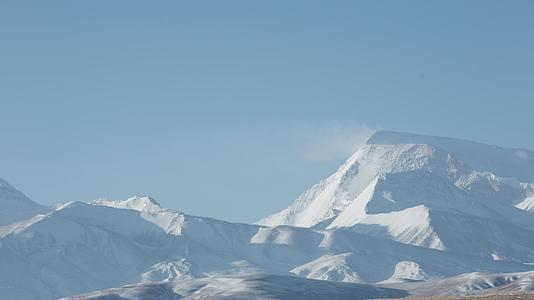 C玛旁雍错雪山4K延时摄影视频的预览图