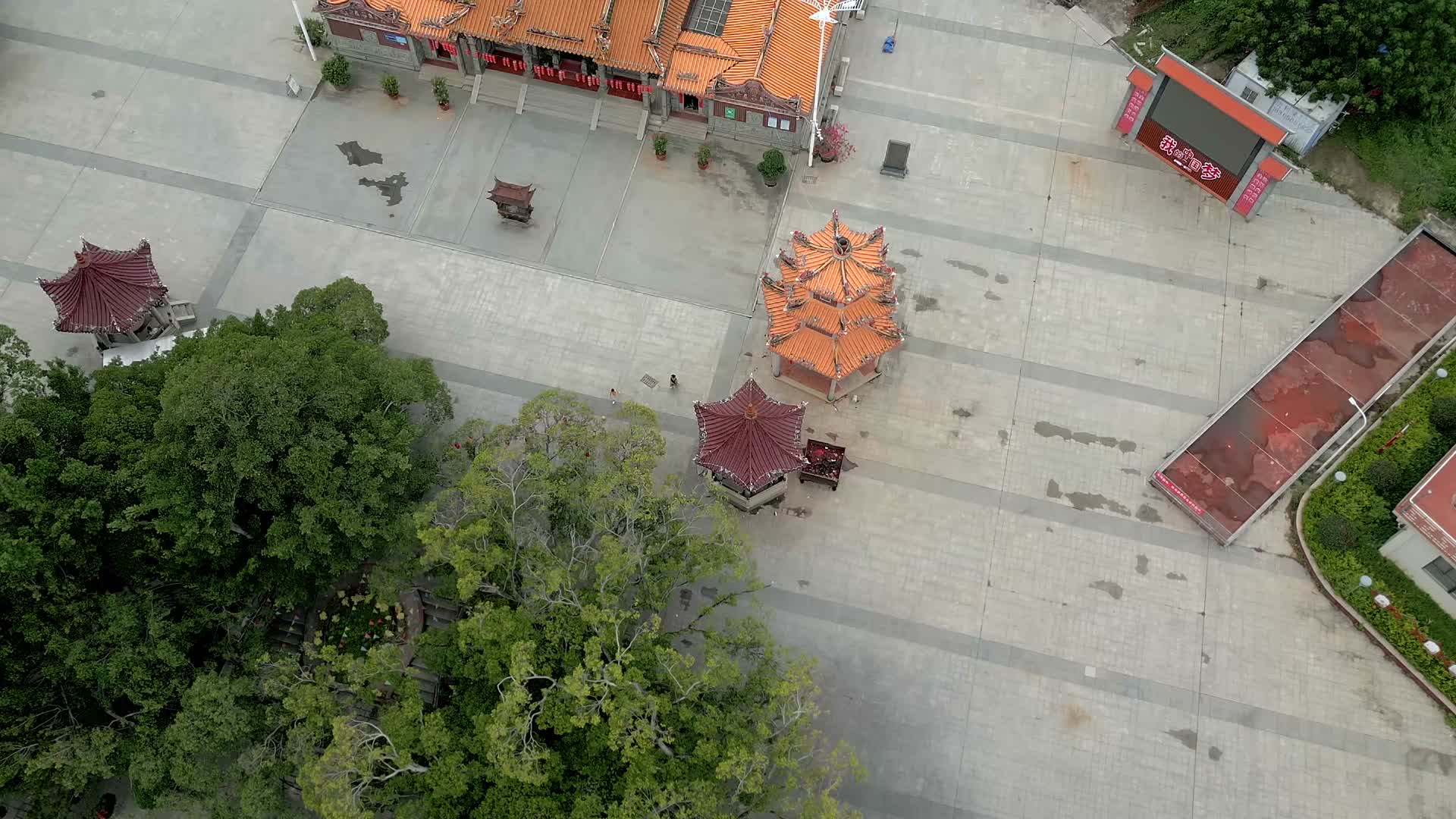 厦门同安十八王公宫朝天宫4K航拍视频的预览图