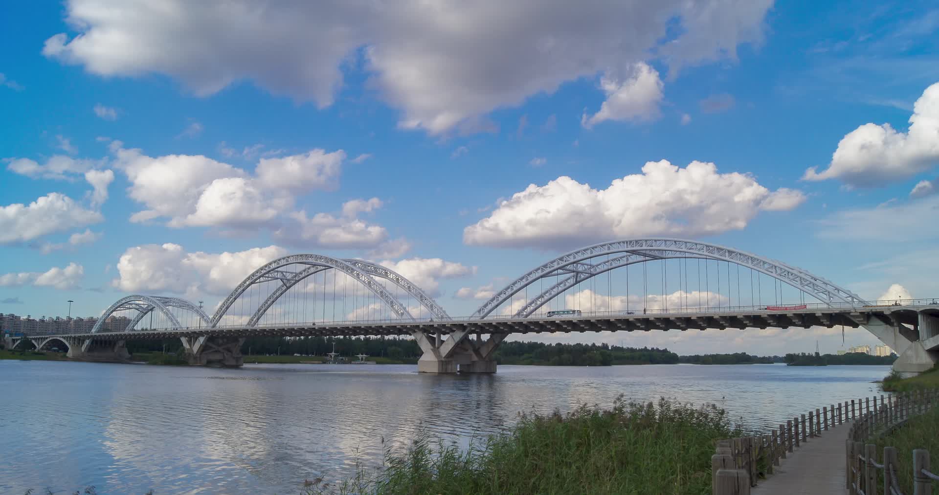 浑河长青桥白色桥和白云视频的预览图