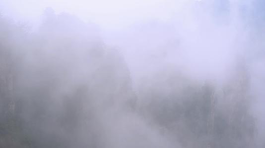 湖南张家界天子山云雾视频的预览图