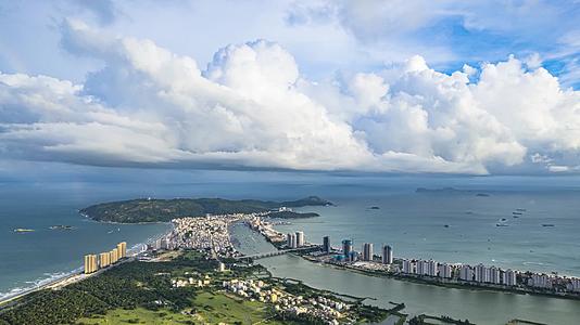 8K广东惠州双月湾海洋风光著名景点航拍延时视频的预览图