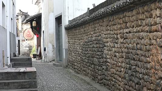 J浙江杭州龙门古镇石头墙面4K实拍视频视频的预览图