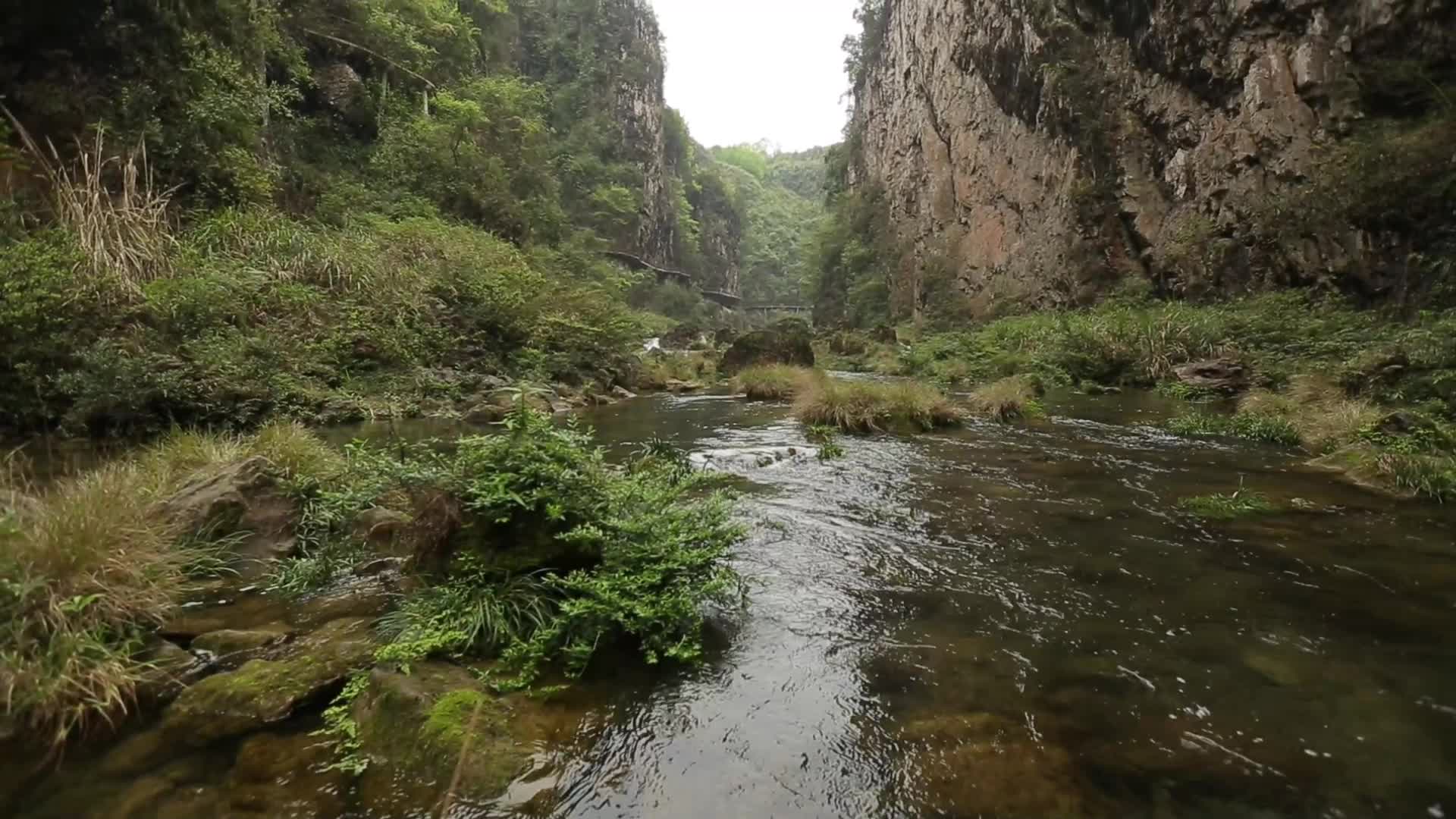 C湖南花垣县山涧高清实拍视频的预览图