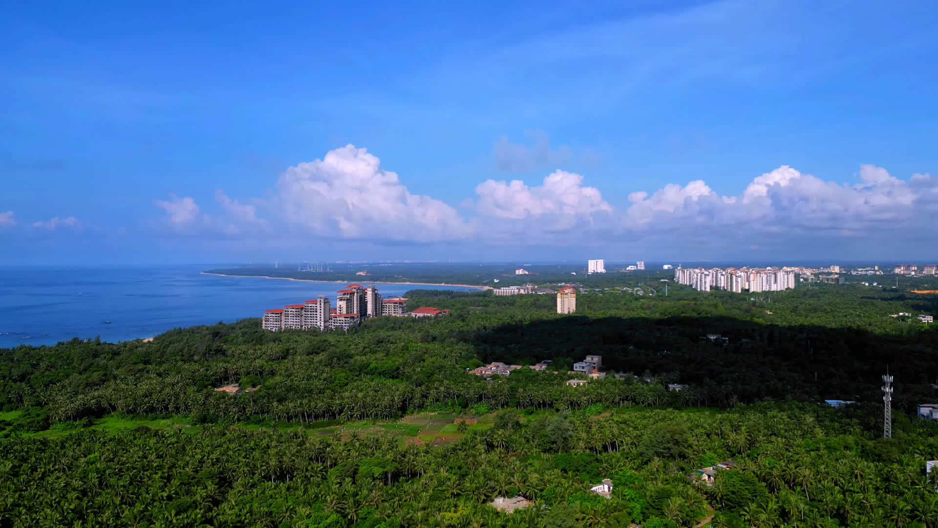 1080P航拍海南海口木兰湾文昌市视频的预览图