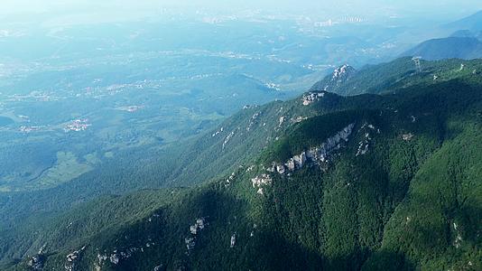 江西庐山自然风景航拍4K60视频的预览图