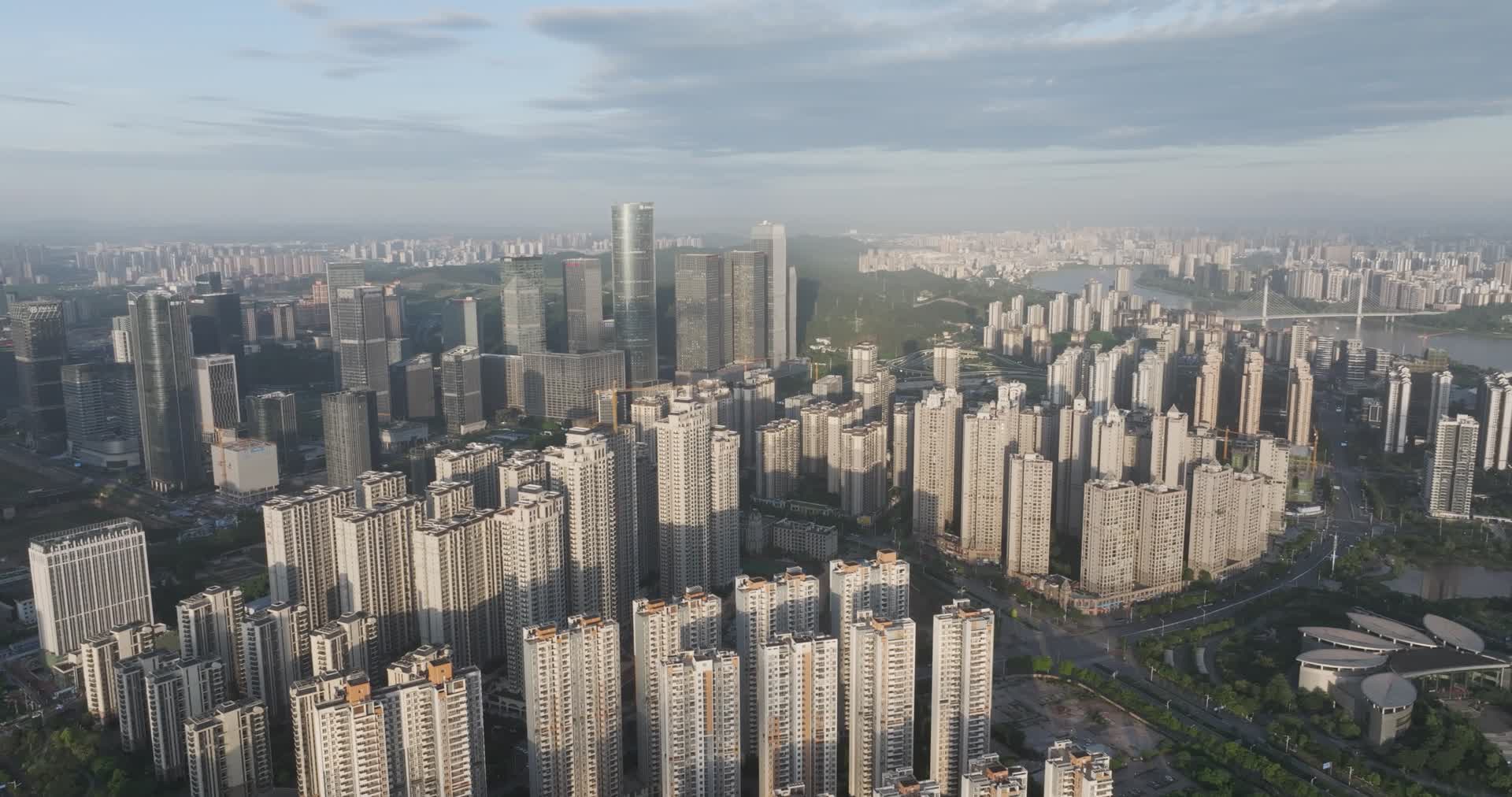 4K航拍广西南宁市城市风光视频的预览图
