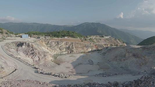 浙江温州泰顺县矿山矿坑延时摄影视频的预览图