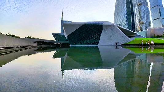 广州地标建筑珠江新城大剧院视频的预览图