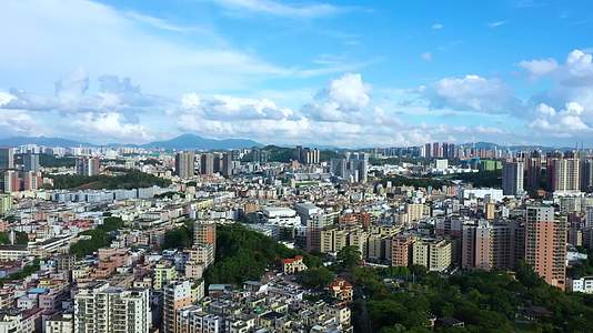 4K深圳都市高端商务高楼大厦视频的预览图
