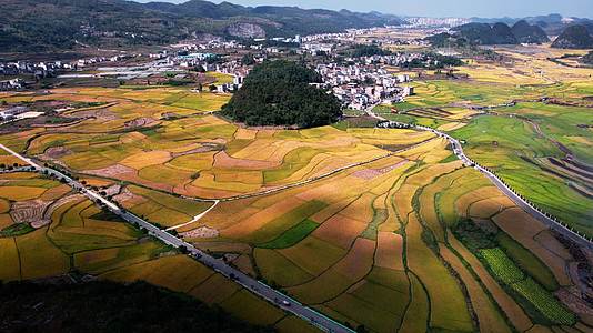 4k航拍云贵川农业乡村视频的预览图