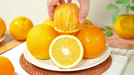 新鲜水果橙子视频的预览图