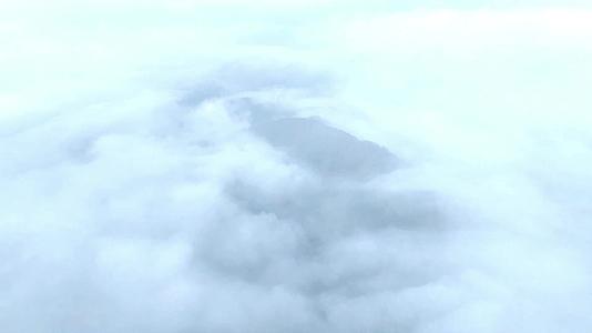 武陵山区秋季日出1080P延时视频视频的预览图