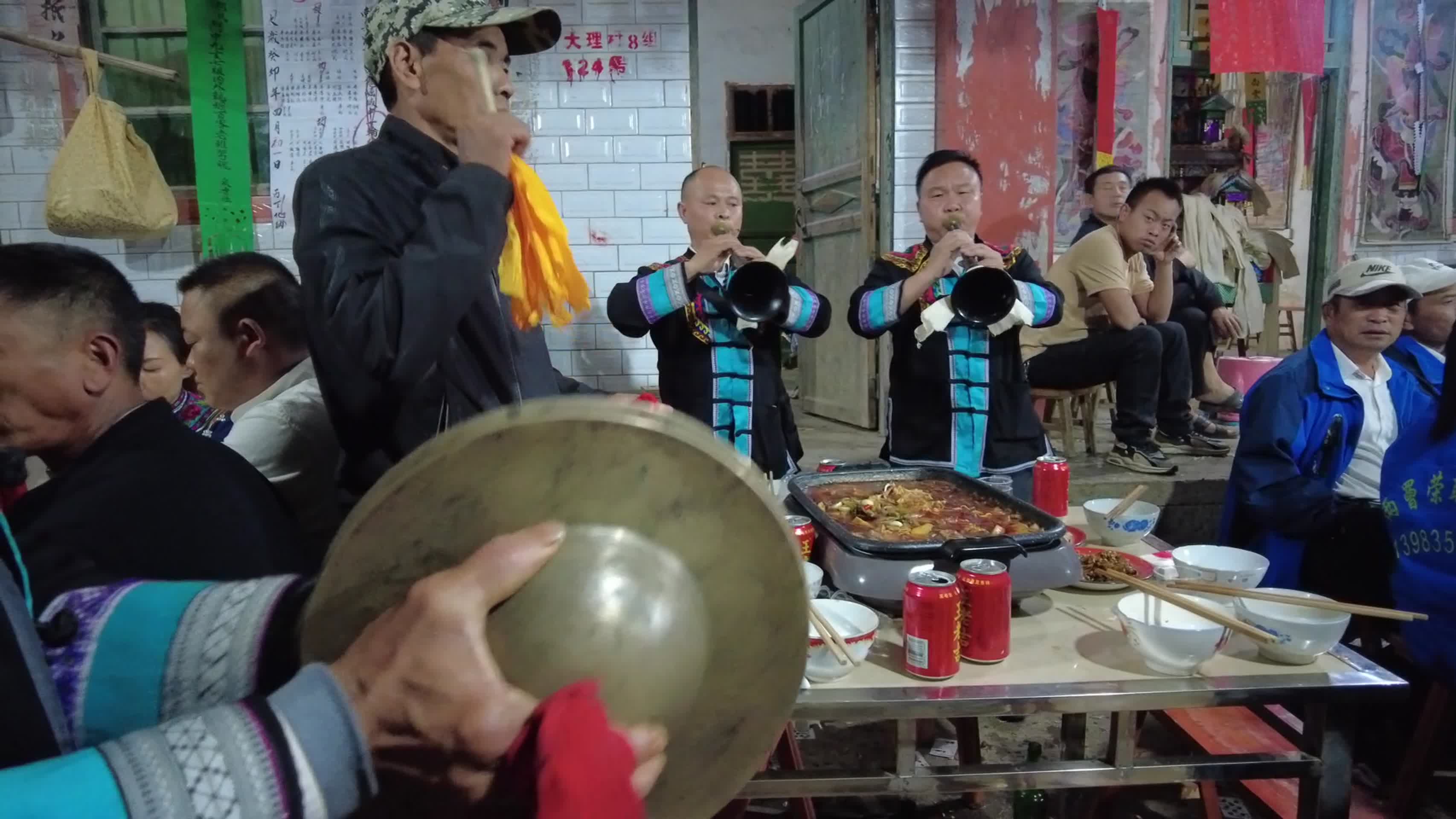 重庆西南地区民间非遗文化打击乐器演奏1080P高清实拍视频的预览图