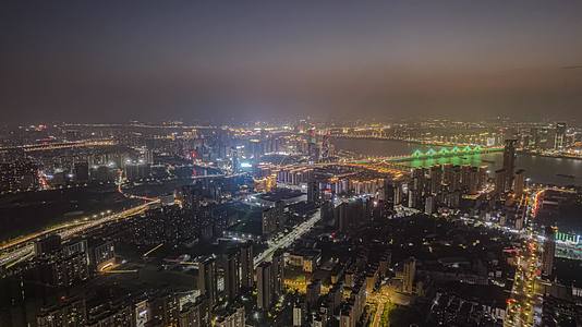 8K江西南昌城市天际线夜景航拍延时视频的预览图