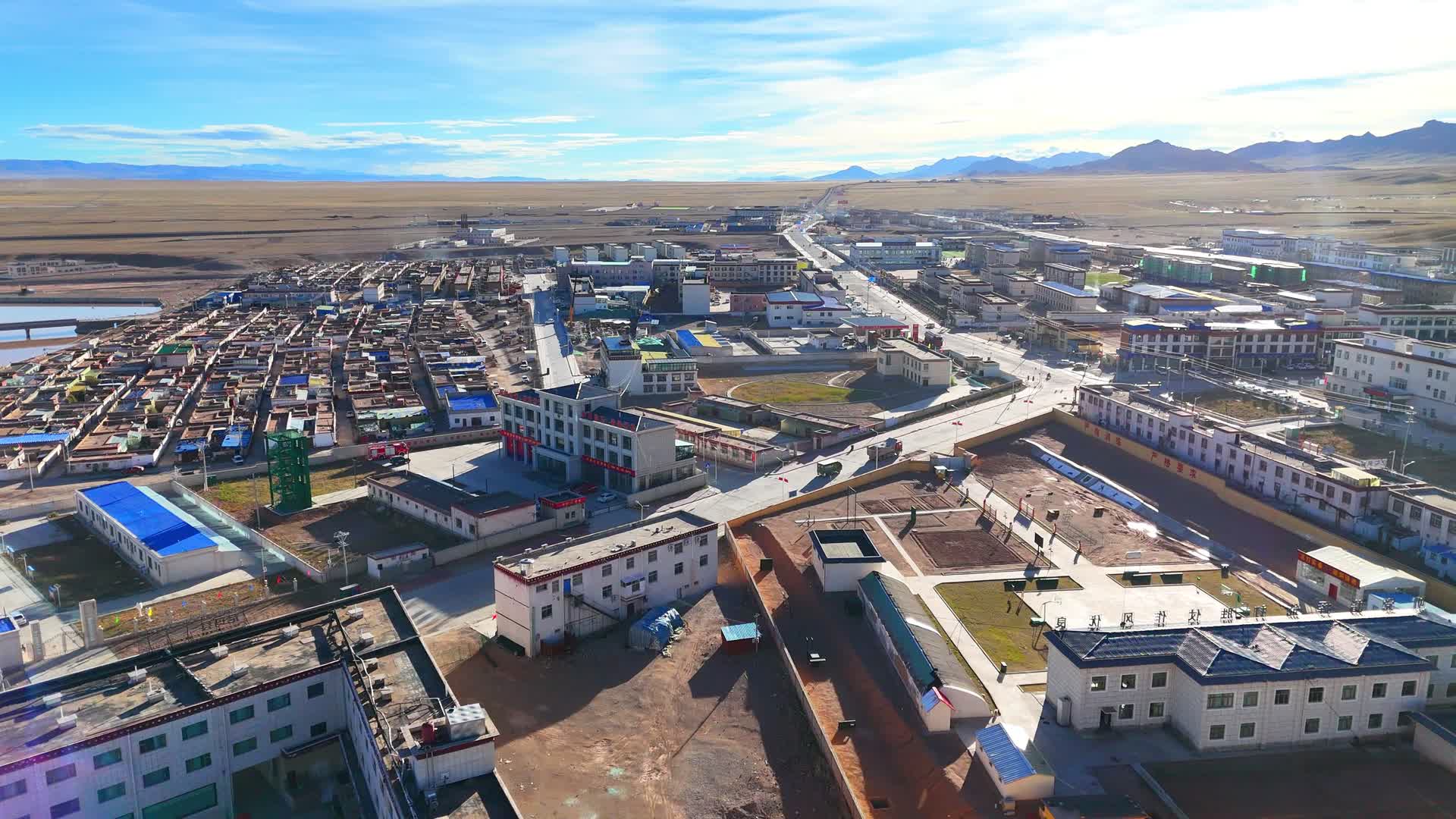 西藏那曲尼玛县青藏高原航拍视频的预览图
