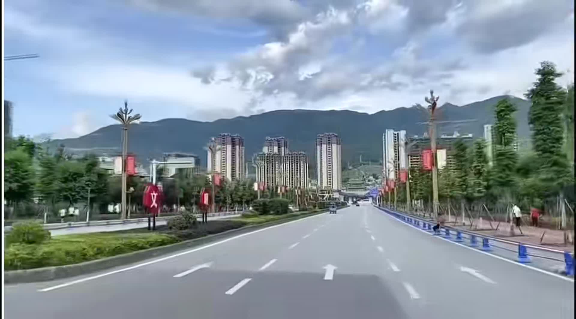 小县城生活视频的预览图