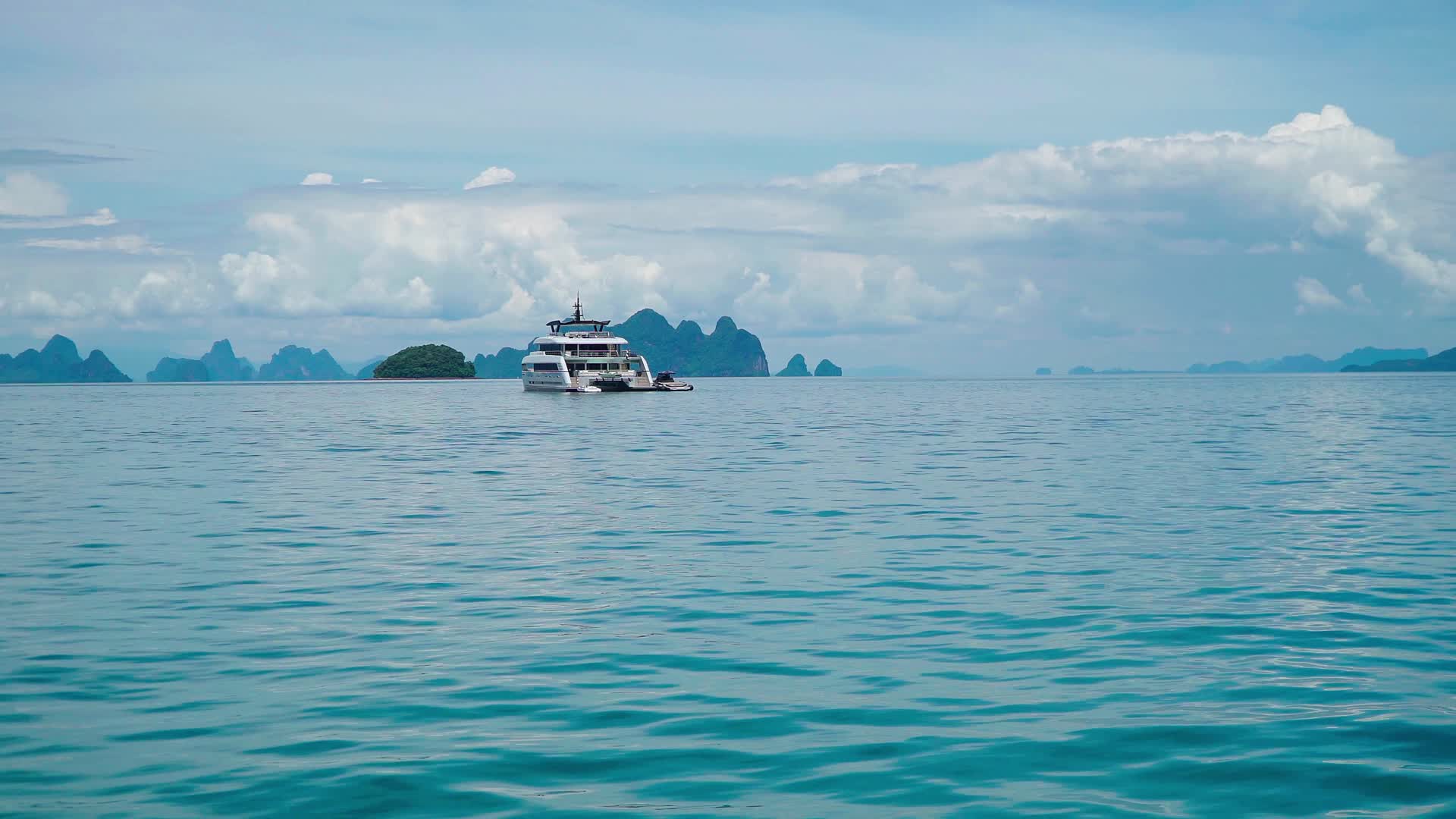 泰国普吉岛海景实拍视频的预览图