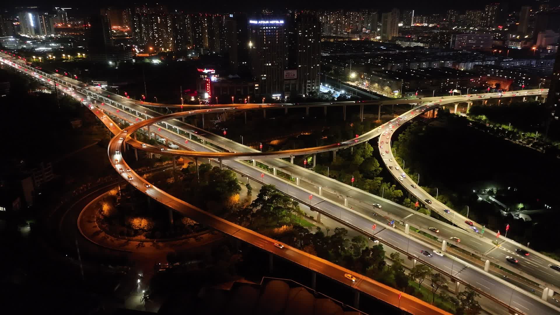 立交桥夜景视频的预览图