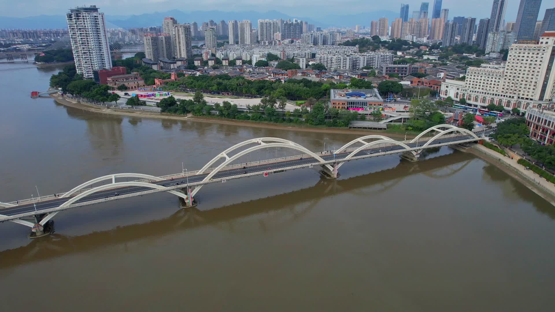 航拍福州解放大桥视频的预览图