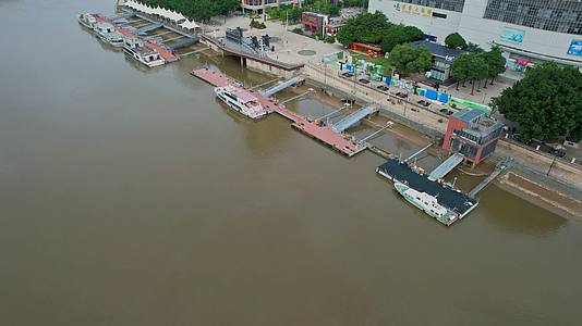 航拍福州闽江游台江码头视频的预览图