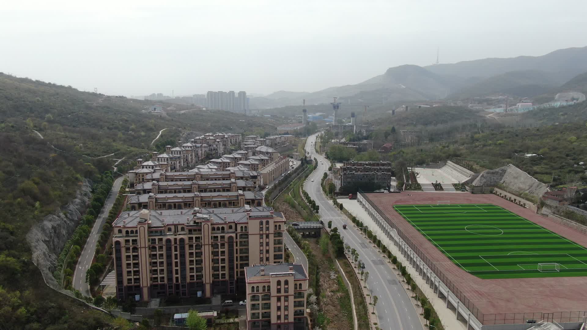 建设中的武荆宜高铁视频的预览图