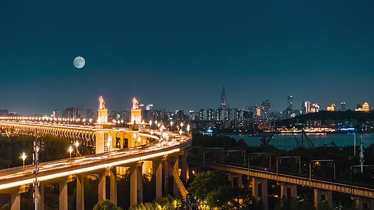南京长江大桥大月亮南京中秋节视频的预览图