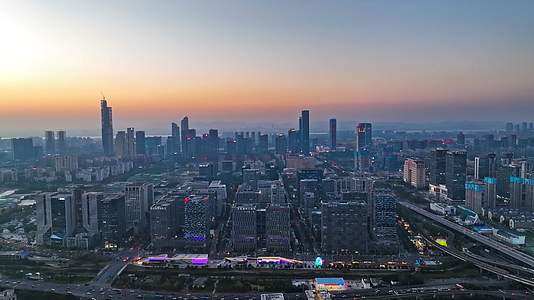 5分半钟南京新城科技园河西大街夜景视频的预览图
