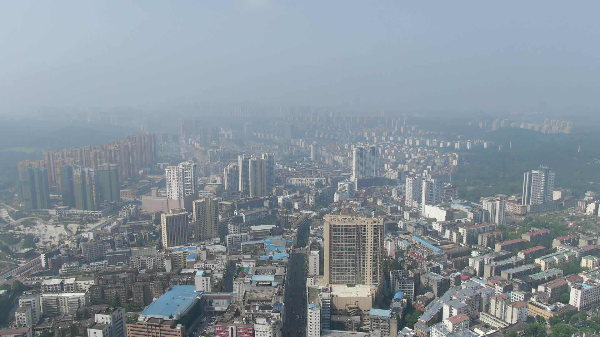 中心城市航拍视频的预览图